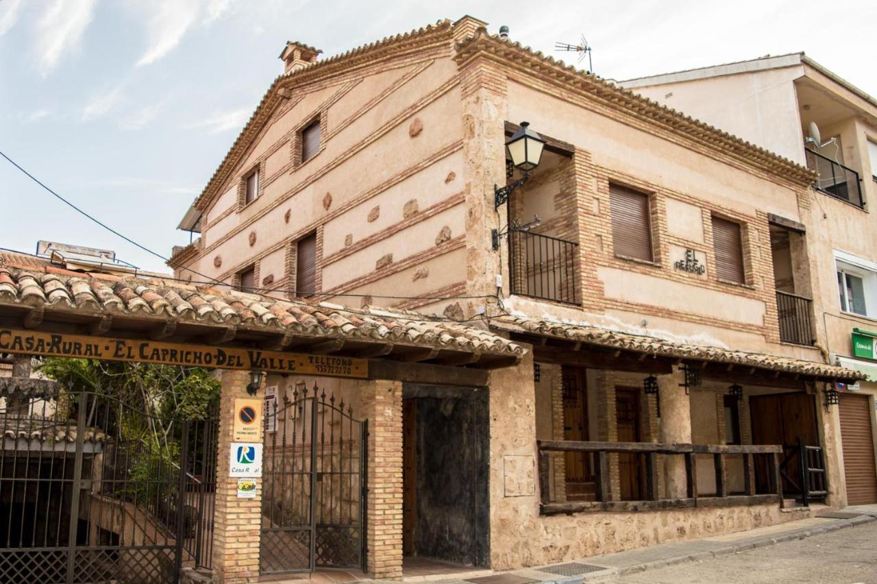 Apartamentos Capricho Del Valle อาร์โรโยฟรีโอ ภายนอก รูปภาพ